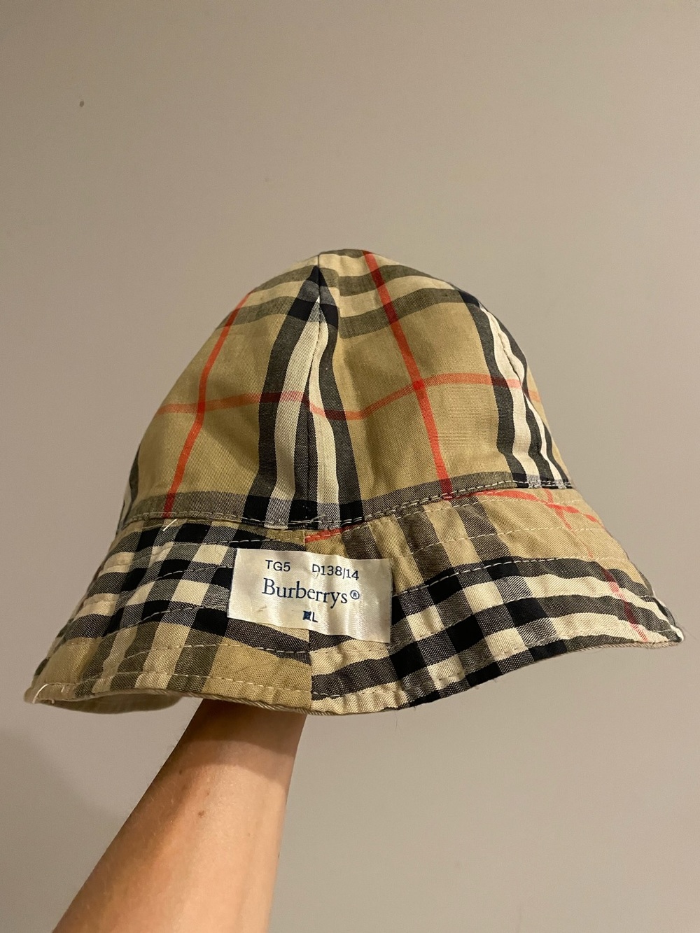 ❤️‼️SOLD‼️‼️‼️ Vintage Burberrys Nova Check Reversible Bucket Hat
